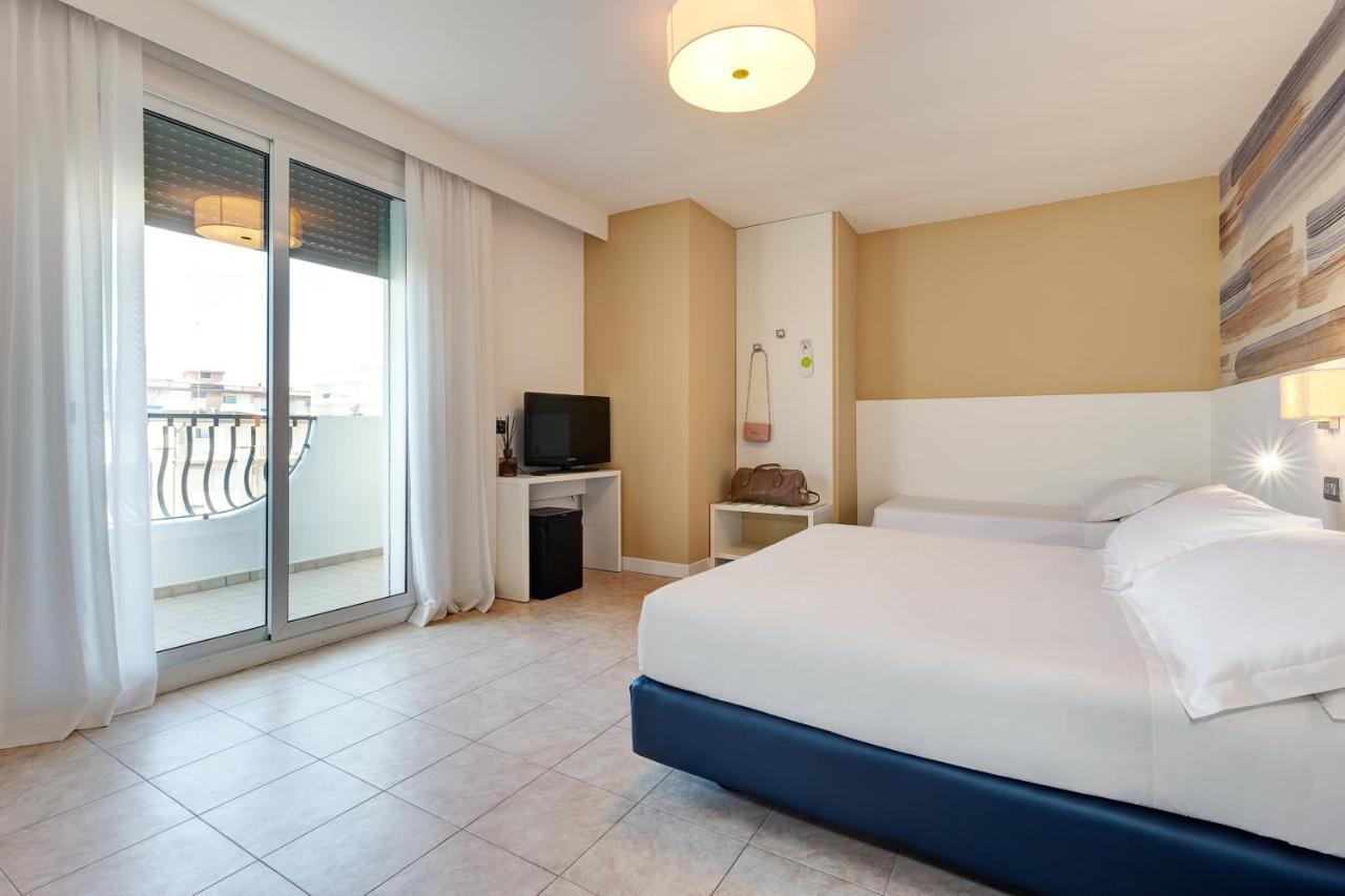 Hotel Nettuno Lido di Jesolo Exterior foto